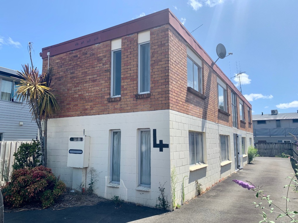 One Bedroom Flat, Close to Town 1