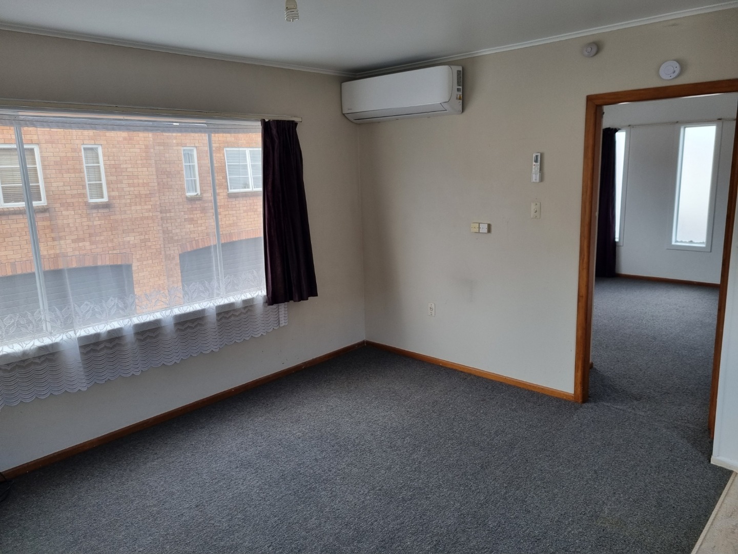 One Bedroom Flat, Close to Town 3