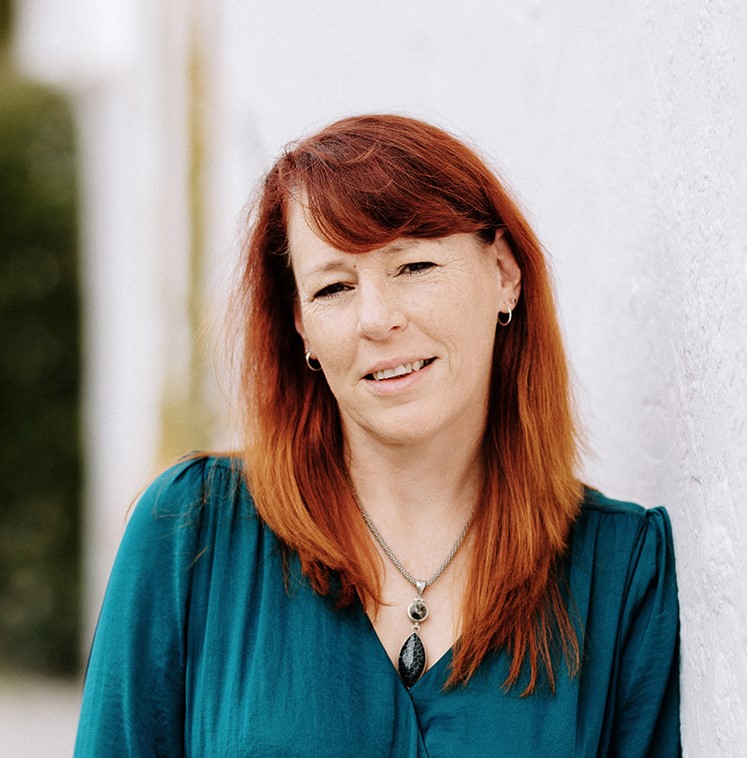 Jo McCurdy Profile